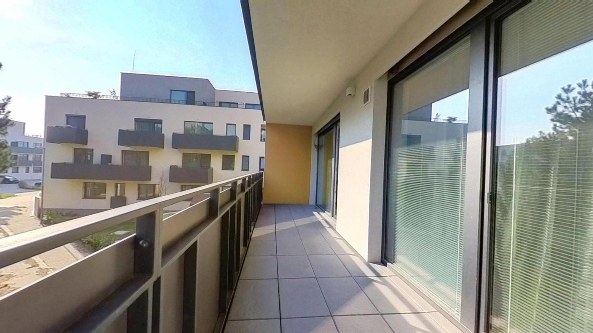 Air-Conditioned 2 Room Apartment, With Terrace, Rovinka 203 Exterior photo